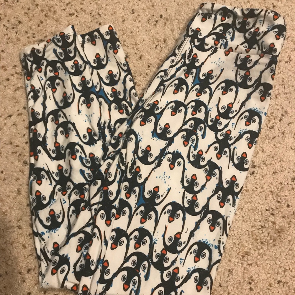 Lularoe Penguin leggings OS
